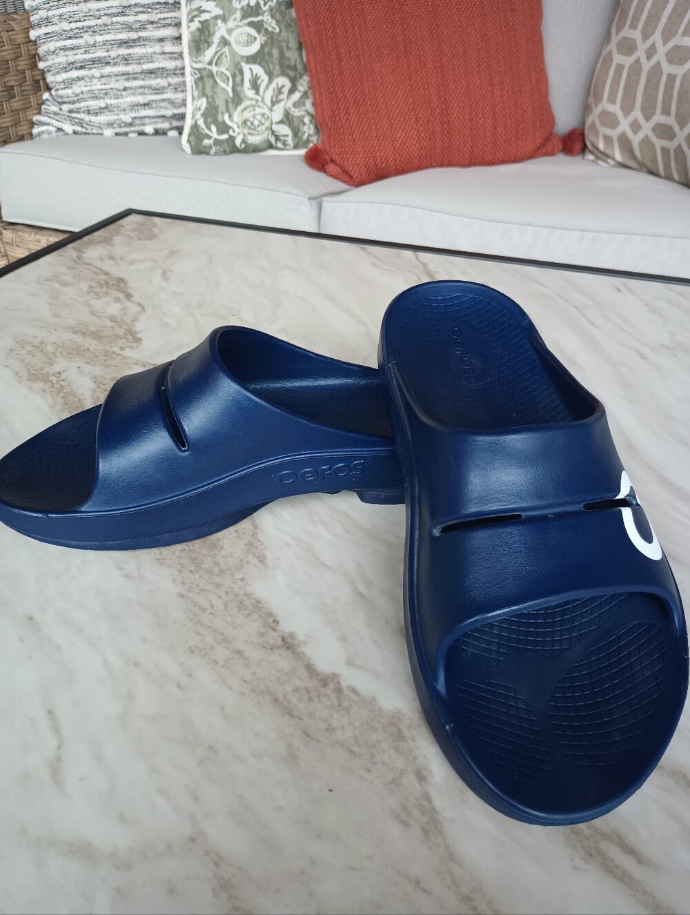 Oofos Sandals EU 41 US M8 W9 Comfortable Beachy